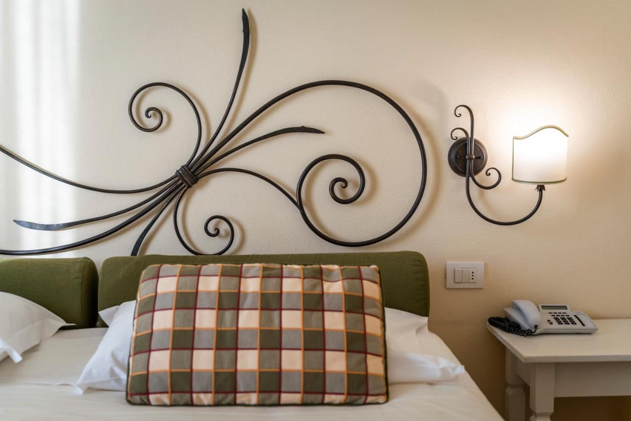 Hotel Borgo Di Cortefreda - Place Of Charme Tavarnelle Val di Pesa Exterior foto