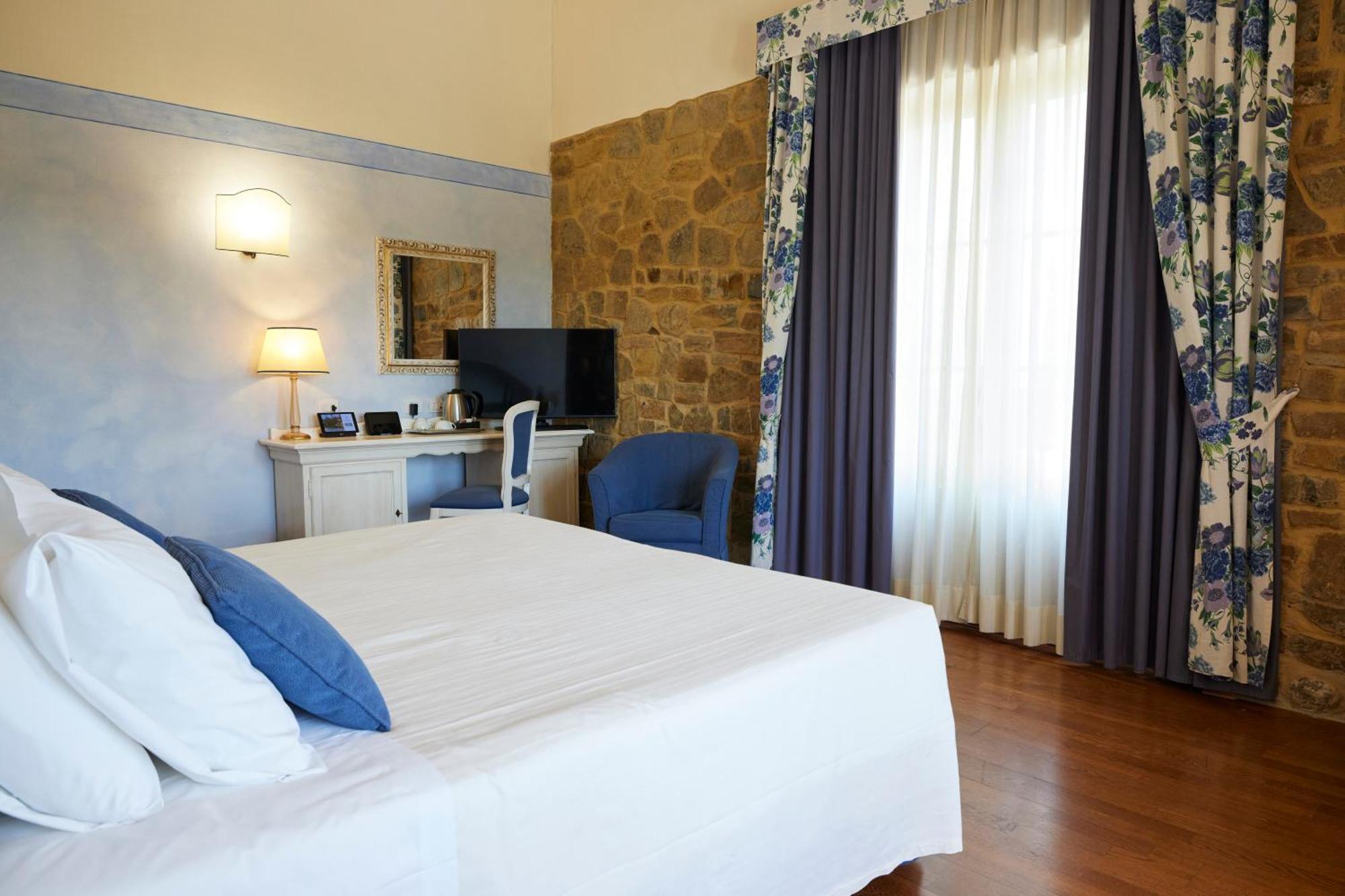 Hotel Borgo Di Cortefreda - Place Of Charme Tavarnelle Val di Pesa Exterior foto